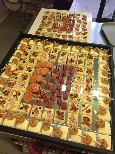 Préparation cocktail - Buffets dînatoires Saint-Martin-en-Haut